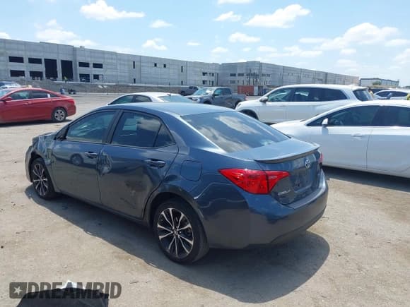 ✅ 2018 Toyota Corolla L • VIN: 2T1BURHE2JC992893 • Lot: 42702559. Listed on IAAI with 98,663 mi. Free auction sales archive from the USA and detailed vehicle history report at DreamBid. Image 3.