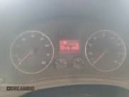 ✅ 2009 Volkswagen Jetta S • VIN: 3VWJZ71K99M153373 • Lot: 64245345. Wystawiony na Copart z przebiegiem 192 419 mil. Bezpłatny archiwum sprzedaży aukcyjnych z USA i szczegółowy raport historii pojazdu na DreamBid. Zdjęcie 9.