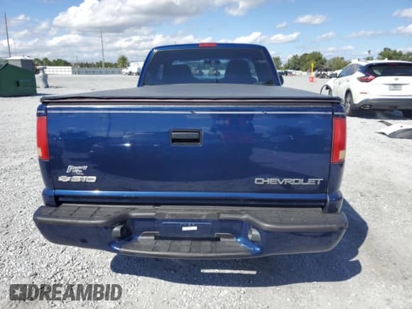 ✅ 2003 Chevrolet S-10 LS • VIN: 1GCCS19H738211059 • Lot: 90709045. Listed on Copart with Not provided. Free auction sales archive from the USA and detailed vehicle history report at DreamBid. Image 6.