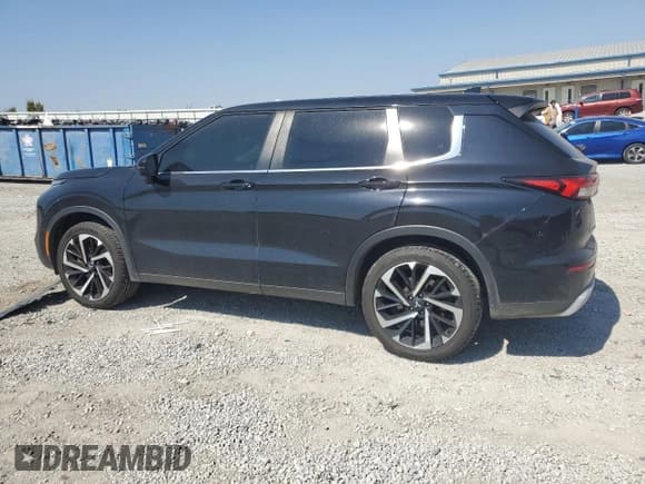 ✅ 2022 Mitsubishi Outlander SE • VIN: JA4J4UA82NZ038542 • Лот: 81319625. Опубликован ранее на Copart с пробегом 97 326 миль. Бесплатный доступ к архиву аукционных продаж из США и подробный отчёт об истории автомобиля на DreamBid. Изображение 2.