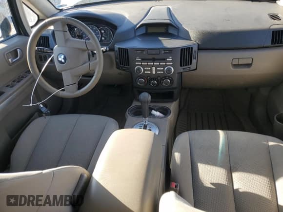 ✅ 2007 Mitsubishi Endeavor LS • VIN: 4A4MN21SX7E082355 • Lot: 49189385. Wystawiony na Copart z przebiegiem 178 518 mil. Bezpłatny archiwum sprzedaży aukcyjnych z USA i szczegółowy raport historii pojazdu na DreamBid. Zdjęcie 8.