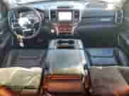 2022 Ram 1500 Laramie с VIN 1C6RREJM8NN187582, выставлен на аукционе Copart как лот 90920705 с пробегом 97 286 миль миль и Списание • Salvage title. История ставок и продаж доступна на DreamBid. Изображение 8.