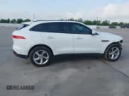 ✅ 2017 Jaguar F-Pace 35t Premium • VIN: SADCJ2BV1HA091773 • Lot: 42289518. Wystawiony na IAAI z przebiegiem 130 935 mil. Bezpłatny archiwum sprzedaży aukcyjnych z USA i szczegółowy raport historii pojazdu na DreamBid. Zdjęcie 13.