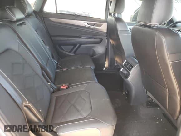 ✅ 2024 Volkswagen Atlas SE • VIN: 1V2HE2CA1RC213389 • Лот: 67580795. Опубликован ранее на Copart с пробегом 30 908 миль. Бесплатный доступ к архиву аукционных продаж из США и подробный отчёт об истории автомобиля на DreamBid. Изображение 11.