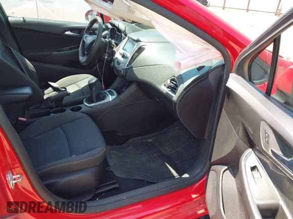 ✅ 2016 Chevrolet Cruze LS • VIN: 1G1BB5SM6G7270733 • Lot: 42254603. Listed on IAAI with 89,658 mi. Free auction sales archive from the USA and detailed vehicle history report at DreamBid. Image 5.