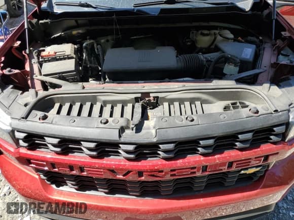 ✅ 2021 Chevrolet Silverado 1500 Custom • VIN: 3GCPYBEH6MG173072 • Lot: 55507785. Wystawiony na Copart z przebiegiem 68 034 mil. Bezpłatny archiwum sprzedaży aukcyjnych z USA i szczegółowy raport historii pojazdu na DreamBid. Zdjęcie 11.