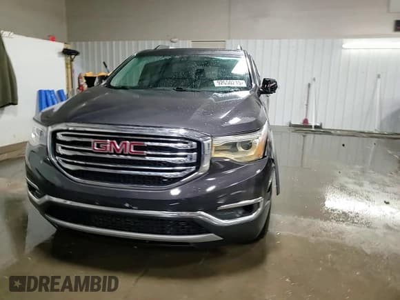 ✅ 2017 GMC Acadia SLT • VIN: 1GKKNMLSXHZ269889 • Lot: 92050215. Wystawiony na Copart z przebiegiem 123 764 mil. Bezpłatny archiwum sprzedaży aukcyjnych z USA i szczegółowy raport historii pojazdu na DreamBid. Zdjęcie 14.