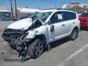 ✅ 2008 Toyota RAV4 • VIN: JTMZK33V186013987 • Лот: 42272100. Опубликован ранее на IAAI с пробегом 111 843 миль. Бесплатный доступ к архиву аукционных продаж из США и подробный отчёт об истории автомобиля на DreamBid. Изображение 17.