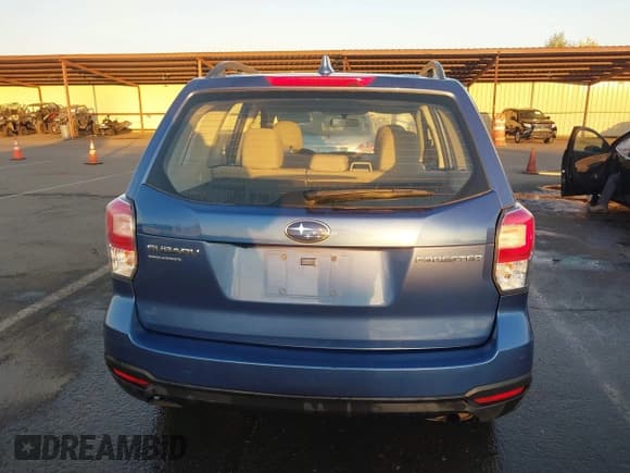 ✅ 2018 Subaru Forester • VIN: JF2SJABC5JH474386 • Lot: 43799426. Listed on IAAI with 114,368 mi. Free auction sales archive from the USA and detailed vehicle history report at DreamBid. Image 16.