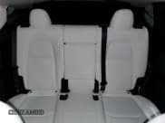 ✅ 2024 Tesla Model Y Long Range • VIN: 7SAYGDEE0RA287929 • Lot: 71931285. Wystawiony na Copart z przebiegiem 10 770 mil. Bezpłatny archiwum sprzedaży aukcyjnych z USA i szczegółowy raport historii pojazdu na DreamBid. Zdjęcie 10.