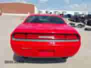 2014 Dodge Challenger SXT z VIN 2C3CDYAG5EH294823, wystawiony jako IAAI lot #43238375 z przebiegiem 153 229 mil mil oraz . Historia ofert i sprzedaży dostępna na DreamBid. Obrazek 16.