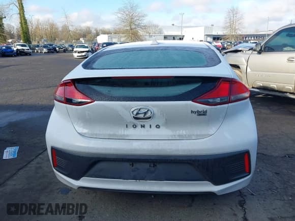 ✅ 2020 Hyundai Ioniq Blue • VIN: KMHC65LC0LU239135 • Lot: 41493510. Wystawiony na IAAI z przebiegiem Nie podano. Bezpłatny archiwum sprzedaży aukcyjnych z USA i szczegółowy raport historii pojazdu na DreamBid. Zdjęcie 17.