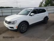 ✅ 2020 Volkswagen Tiguan SE • VIN: 3VV2B7AX2LM047931 • Lot: 86288785. Wystawiony na Copart z przebiegiem 81 969 mil. Bezpłatny archiwum sprzedaży aukcyjnych z USA i szczegółowy raport historii pojazdu na DreamBid. Zdjęcie 1.