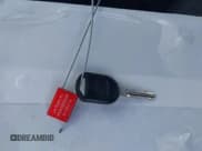 ✅ 2009 Ford Focus SE • VIN: 1FAHP35N19W112715 • Lot: 43898404. Wystawiony na IAAI z przebiegiem 126 910 mil. Bezpłatny archiwum sprzedaży aukcyjnych z USA i szczegółowy raport historii pojazdu na DreamBid. Zdjęcie 11.