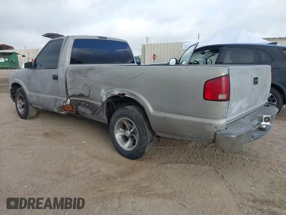 ✅ 2000 Chevrolet S-10 LS • VIN: 1GCCS14W5YK269963 • Лот: 42846011. Опубликован ранее на IAAI с пробегом 211 114 миль. Бесплатный доступ к архиву аукционных продаж из США и подробный отчёт об истории автомобиля на DreamBid. Изображение 3.