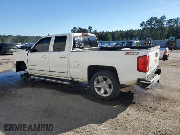 ✅ 2018 Chevrolet Silverado 1500 LTZ • VIN: 1GCVKSEC8JZ323367 • Lot: 86620815. Wystawiony na Copart z przebiegiem 104 351 mil. Bezpłatny archiwum sprzedaży aukcyjnych z USA i szczegółowy raport historii pojazdu na DreamBid. Zdjęcie 2.