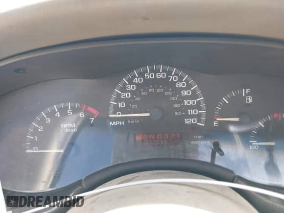 2000 Chevrolet Malibu z VIN 1G1ND52J3Y6351094, wystawiony jako IAAI lot #42703471 z przebiegiem 297 098 mil mil oraz . Historia ofert i sprzedaży dostępna na DreamBid. Obrazek 7.