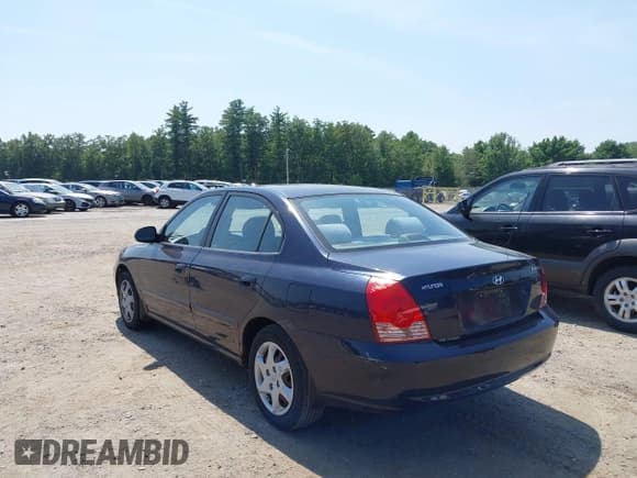 ✅ 2005 Hyundai Elantra GLS • VIN: KMHDN46D75U191254 • Lot: 42955935. Wystawiony na IAAI z przebiegiem 173 998 mil. Bezpłatny archiwum sprzedaży aukcyjnych z USA i szczegółowy raport historii pojazdu na DreamBid. Zdjęcie 3.