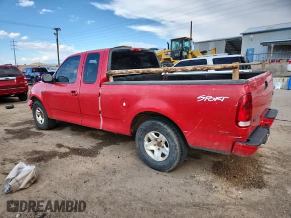✅ 2003 Ford F-150 XL • VIN: 1FTRX17243NB08550 • Lot: 84448875. Listed on Copart with 238,968 mi. Free auction sales archive from the USA and detailed vehicle history report at DreamBid. Image 2.