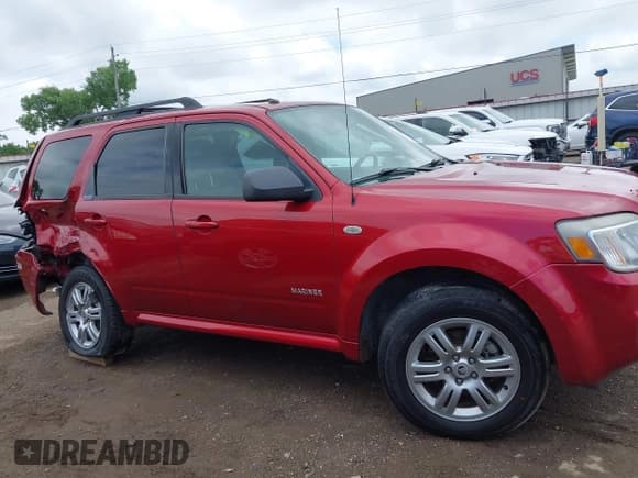 ✅ 2008 Mercury Mariner • VIN: 4M2CU81188KJ49743 • Лот: 42402516. Опубликован ранее на IAAI с пробегом 68 232 миль. Бесплатный доступ к архиву аукционных продаж из США и подробный отчёт об истории автомобиля на DreamBid. Изображение 13.