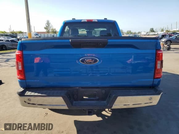 ✅ 2021 Ford F-150 XL • VIN: 1FTEX1CB4MFA04690 • Lot: 54694705. Wystawiony na Copart z przebiegiem 47 975 mil. Bezpłatny archiwum sprzedaży aukcyjnych z USA i szczegółowy raport historii pojazdu na DreamBid. Zdjęcie 6.