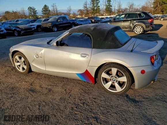 ✅ 2004 BMW Z4 3.0i • VIN: 4USBT53504LU08453 • Lot: 94264665. Listed on Copart with 185,456 mi. Free auction sales archive from the USA and detailed vehicle history report at DreamBid. Image 2.