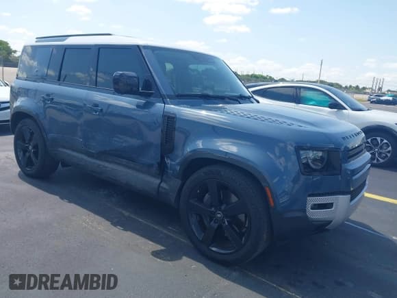 ✅ 2023 Land Rover Defender SE • VIN: SALEP7EU5P2219064 • Lot: 42220034. Listed on IAAI with 15,184 mi. Free auction sales archive from the USA and detailed vehicle history report at DreamBid. Image 1.