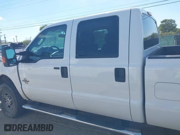 ✅ 2015 Ford F-250 Lariat • VIN: 1FT7W2BT3FEC52482 • Lot: 42955032. Listed on IAAI with 152,359 mi. Free auction sales archive from the USA and detailed vehicle history report at DreamBid. Image 14.
