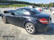 ✅ 2006 Mercedes-Benz SLK 280 • VIN: WDBWK54FX6F090035 • Лот: 81872715. Опубликован ранее на Copart с пробегом 90 130 миль. Бесплатный доступ к архиву аукционных продаж из США и подробный отчёт об истории автомобиля на DreamBid. Изображение 2.