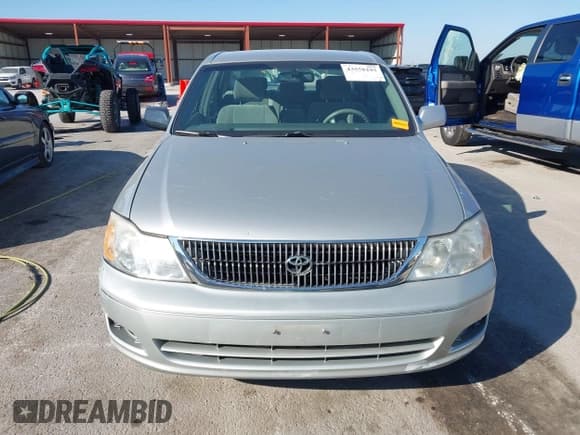 ✅ 2001 Toyota Avalon XLS • VIN: 4T1BF28B11U142954 • Lot: 43558293. Listed on IAAI with 214,620 mi. Free auction sales archive from the USA and detailed vehicle history report at DreamBid. Image 12.