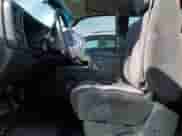 2001 Chevrolet Silverado 1500 LT z VIN 1GCEC19T01Z328774, wystawiony jako Copart lot #51870105 z przebiegiem Nie podano mil oraz Szkoda całkowita • Salvage title. Historia ofert i sprzedaży dostępna na DreamBid. Obrazek 7.