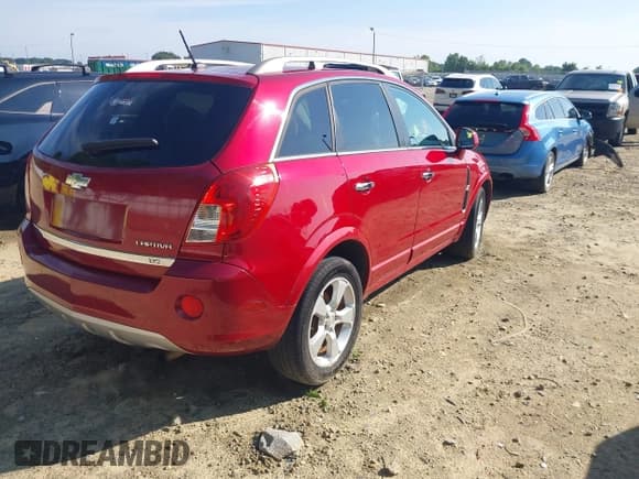 ✅ 2014 Chevrolet Captiva Sport LTZ • VIN: 3GNAL4EK9ES508455 • Lot: 42456662. Wystawiony na IAAI z przebiegiem 124 960 mil. Bezpłatny archiwum sprzedaży aukcyjnych z USA i szczegółowy raport historii pojazdu na DreamBid. Zdjęcie 4.