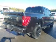 ✅ 2022 Ford F-150 XLT • VIN: 1FTFW1ED1NFB71693 • Lot: 43590128. Wystawiony na IAAI z przebiegiem 37 825 mil. Bezpłatny archiwum sprzedaży aukcyjnych z USA i szczegółowy raport historii pojazdu na DreamBid. Zdjęcie 4.
