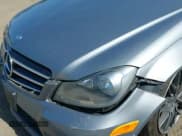 ✅ 2013 Mercedes-Benz C 300 Sport • VIN: WDDGF8AB1DR252245 • Lot: 43314231. Wystawiony na IAAI z przebiegiem 126 296 mil. Bezpłatny archiwum sprzedaży aukcyjnych z USA i szczegółowy raport historii pojazdu na DreamBid. Zdjęcie 20.