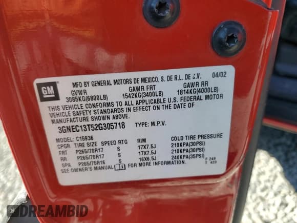 ✅ 2002 Chevrolet Avalanche • VIN: 3GNEC13T52G305718 • Lot: 87090385. Listed on Copart with 216,900 mi. Free auction sales archive from the USA and detailed vehicle history report at DreamBid. Image 12.