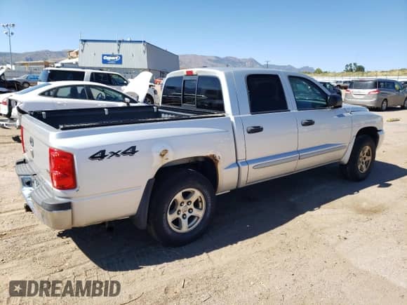 2006 Dodge Dakota SLT with VIN 1D7HW48N36S698874, listed as a Copart auction lot 72219274 with 265,851 mi miles and Salvage title. Bid and sale history available at DreamBid. Image 3.