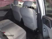 ✅ 2017 Subaru Forester Premium • VIN: JF2SJAEC0HH413162 • Lot: 43700539. Listed on IAAI with 93,098 mi. Free auction sales archive from the USA and detailed vehicle history report at DreamBid. Image 8.