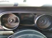 ✅ 2020 Jeep Gladiator Mojave • VIN: 1C6JJTEGXLL202735 • Lot: 77430414. Listed on Copart with Not provided. Free auction sales archive from the USA and detailed vehicle history report at DreamBid. Image 9.