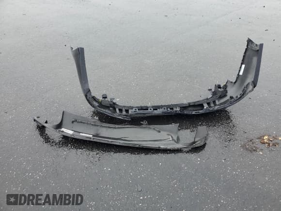 ✅ 2018 Audi A4 Premium Plus • VIN: WAULMAF44JA098248 • Lot: 91323205. Listed on Copart with 47,489 mi. Free auction sales archive from the USA and detailed vehicle history report at DreamBid. Image 12.