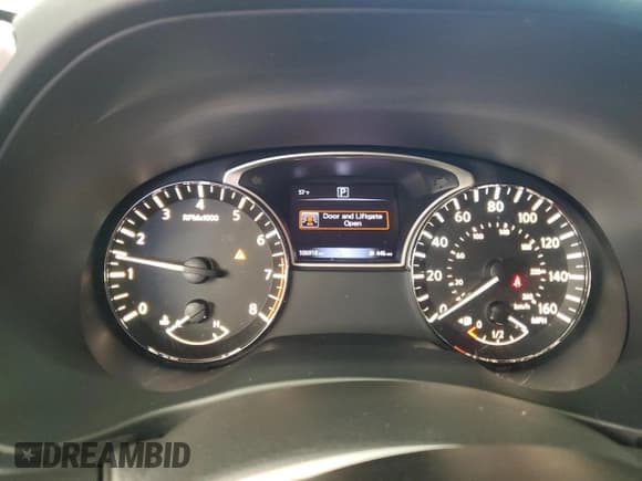 ✅ 2020 Nissan Pathfinder S • VIN: 5N1DR2AN9LC631244 • Lot: 86818055. Wystawiony na Copart z przebiegiem 106 918 mil. Bezpłatny archiwum sprzedaży aukcyjnych z USA i szczegółowy raport historii pojazdu na DreamBid. Zdjęcie 9.