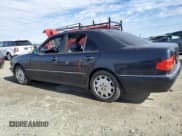 ✅ 1996 Mercedes-Benz E 320 • VIN: WDBJF20F1TJ009922 • Лот: 78931344. Опубликован ранее на Copart с пробегом 213 402 миль. Бесплатный доступ к архиву аукционных продаж из США и подробный отчёт об истории автомобиля на DreamBid. Изображение 2.