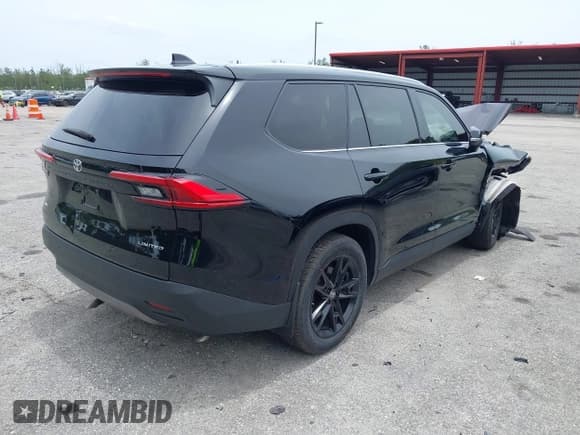 ✅ 2024 Toyota Highlander XLE • VIN: 5TDAAAB52RS006098 • Лот: 42426254. Опубликован ранее на IAAI с пробегом 13 783 миль. Бесплатный доступ к архиву аукционных продаж из США и подробный отчёт об истории автомобиля на DreamBid. Изображение 4.