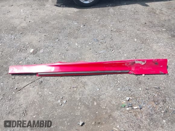 ✅ 2010 Chevrolet Camaro 2SS • VIN: 2G1FT1EW9A9117595 • Lot: 43111114. Listed on IAAI with 122,977 mi. Free auction sales archive from the USA and detailed vehicle history report at DreamBid. Image 12.