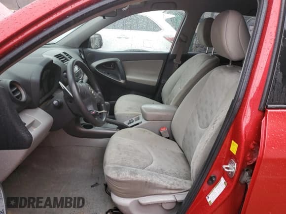 ✅ 2010 Toyota RAV4 • VIN: 2T3ZF4DV1AW040121 • Лот: 93000605. Опубликован ранее на Copart с пробегом 255 230 миль. Бесплатный доступ к архиву аукционных продаж из США и подробный отчёт об истории автомобиля на DreamBid. Изображение 7.