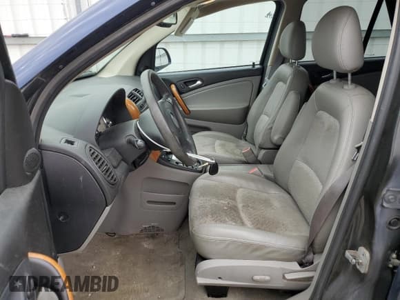 ✅ 2007 Saturn VUE V6 • VIN: 5GZCZ63427S879521 • Lot: 47419465. Wystawiony na Copart z przebiegiem 129 382 mil. Bezpłatny archiwum sprzedaży aukcyjnych z USA i szczegółowy raport historii pojazdu na DreamBid. Zdjęcie 7.