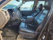 ✅ 2010 Ford Explorer Limited • VIN: 1FMEU7FEXAUA34295 • Lot: 65576445. Wystawiony na Copart z przebiegiem 246 474 mil. Bezpłatny archiwum sprzedaży aukcyjnych z USA i szczegółowy raport historii pojazdu na DreamBid. Zdjęcie 7.