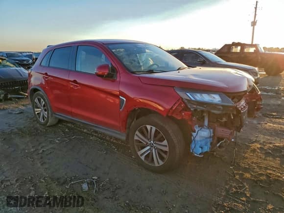 ✅ 2021 Mitsubishi Outlander ES • VIN: JA4ARUAU2MU017751 • Lot: 94427975. Listed on Copart with 114,104 mi. Free auction sales archive from the USA and detailed vehicle history report at DreamBid. Image 4.