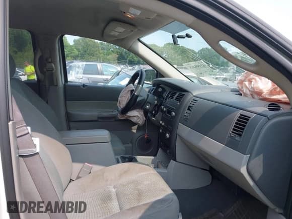 ✅ 2007 Dodge Durango SXT • VIN: 1D8HB38P57F568317 • Lot: 42395468. Listed on IAAI with 236,924 mi. Free auction sales archive from the USA and detailed vehicle history report at DreamBid. Image 5.