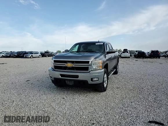 ✅ 2012 Chevrolet Silverado 2500HD LTZ • VIN: 1GC1KYEG8CF154749 • Lot: 57779495. Listed on Copart with 212,730 mi. Free auction sales archive from the USA and detailed vehicle history report at DreamBid. Image 13.