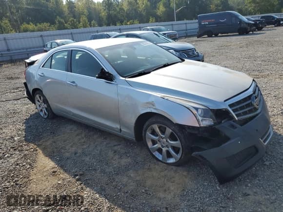 ✅ 2014 Cadillac ATS Luxury RWD • VIN: 1G6AB5RA8E0150262 • Лот: 80558095. Опубликован ранее на Copart с пробегом 99 685 миль. Бесплатный доступ к архиву аукционных продаж из США и подробный отчёт об истории автомобиля на DreamBid. Изображение 4.